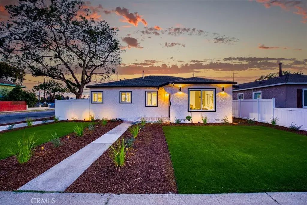 2801 Adriatic Avenue, Long Beach