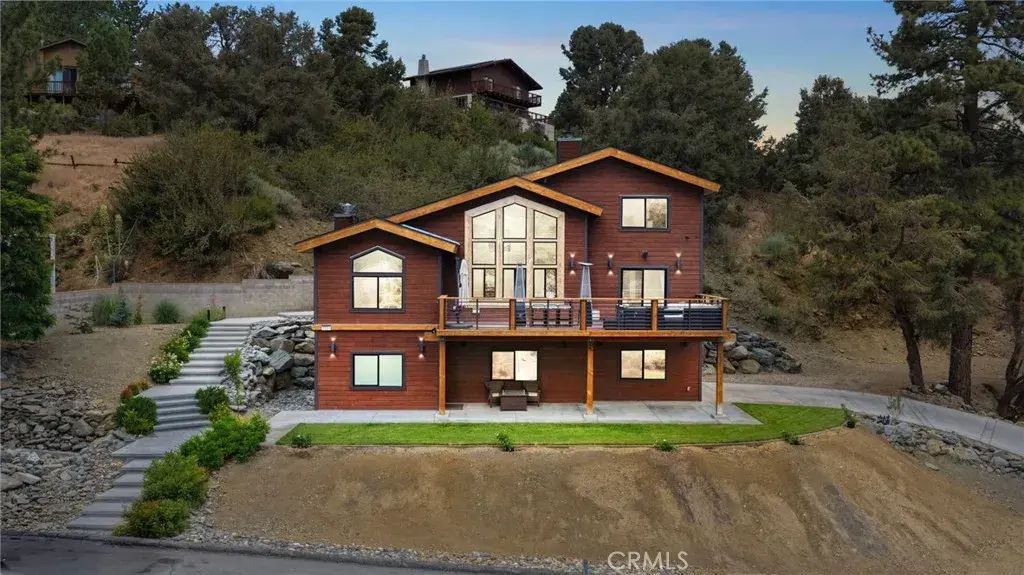 2324 Zermatt, Wrightwood