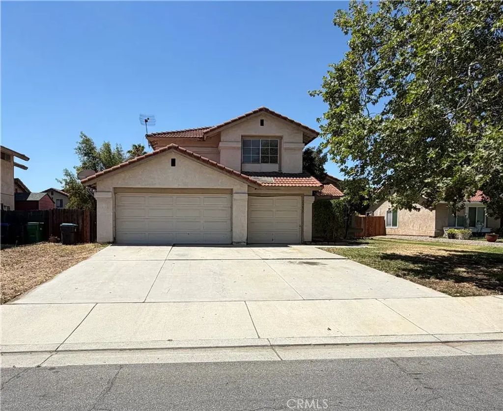24677 Rugby, Moreno Valley
