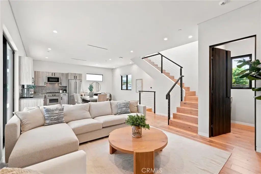 425 N Alfred 2, West Hollywood