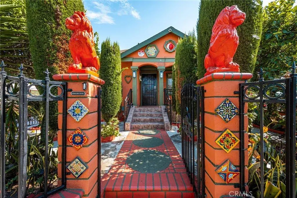 1330 E 33rd, Los Angeles