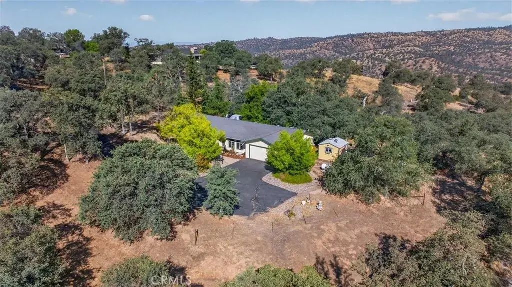 41393 Roaring River Way, Coarsegold