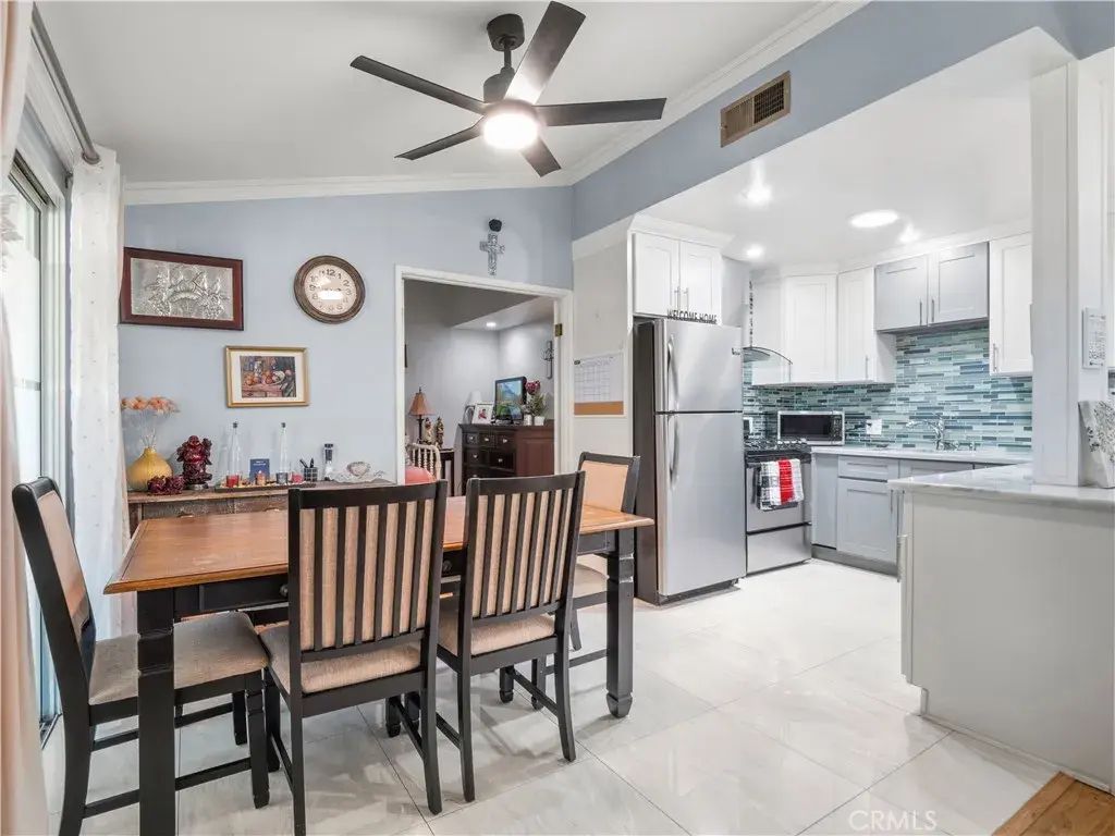 26835 Avenue Of The Oaks B, Newhall