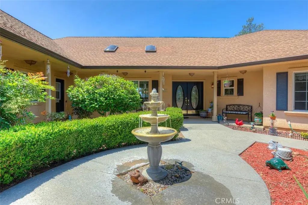 260 Orange Avenue, Bangor