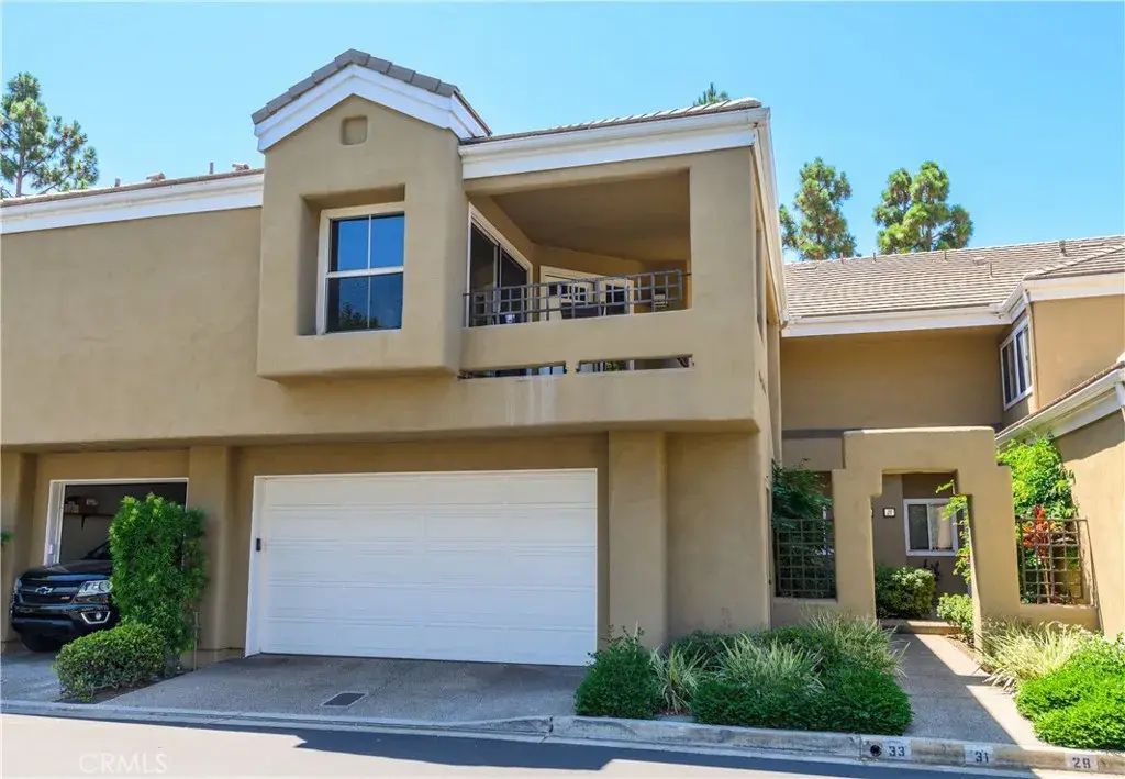 33 Vassar Aisle 21, Irvine
