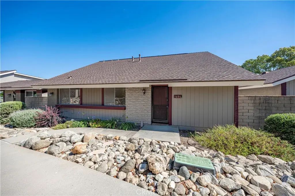 1686 Carmel Circle East, Upland