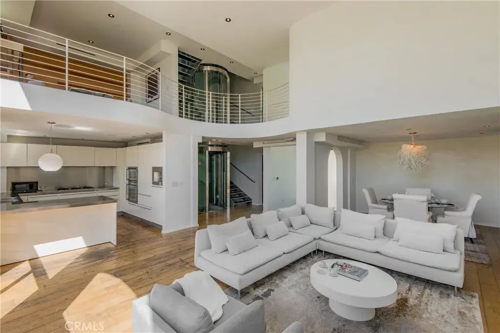 11 Marine Terrace 3, Santa Monica