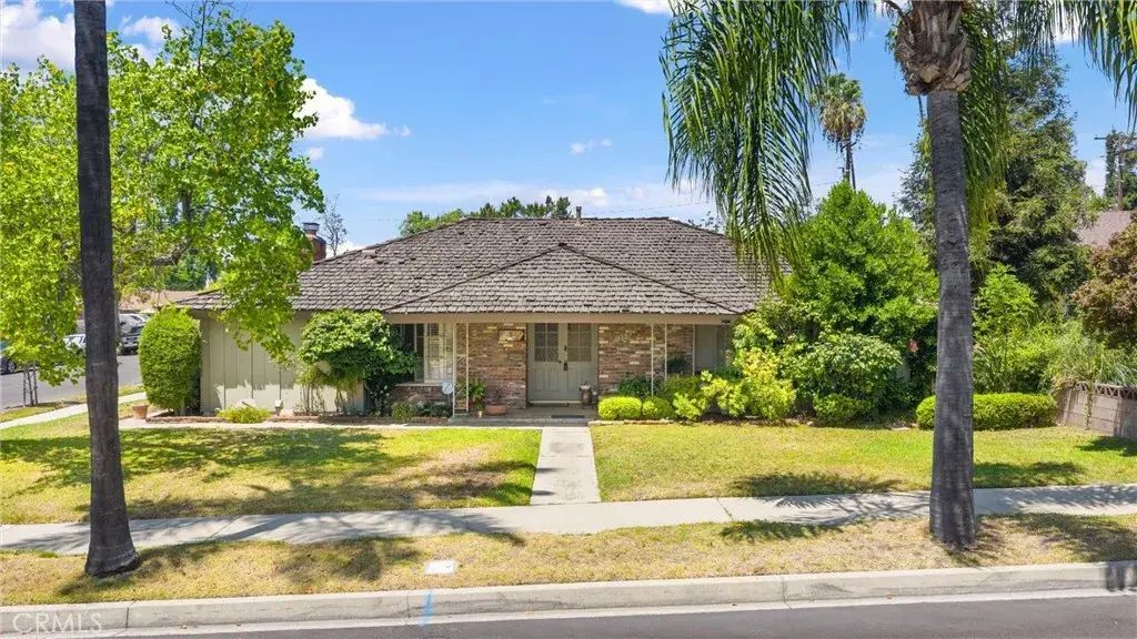 1353 N Palm Avenue, Ontario