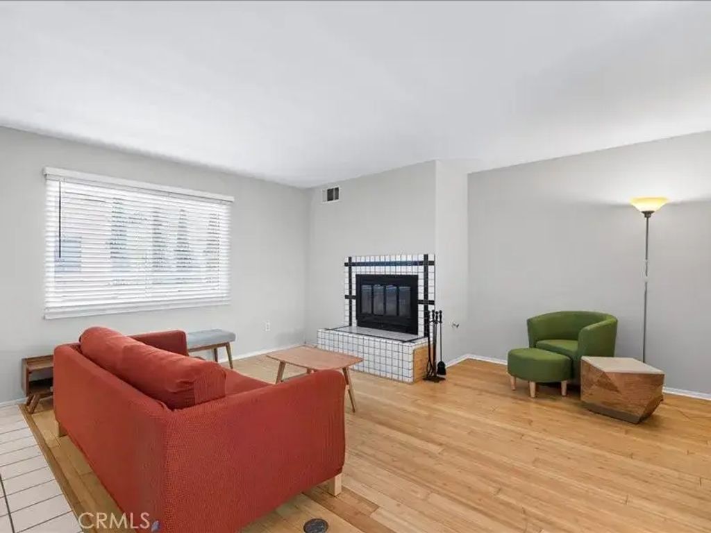 1418 E Florida Street 2, Long Beach