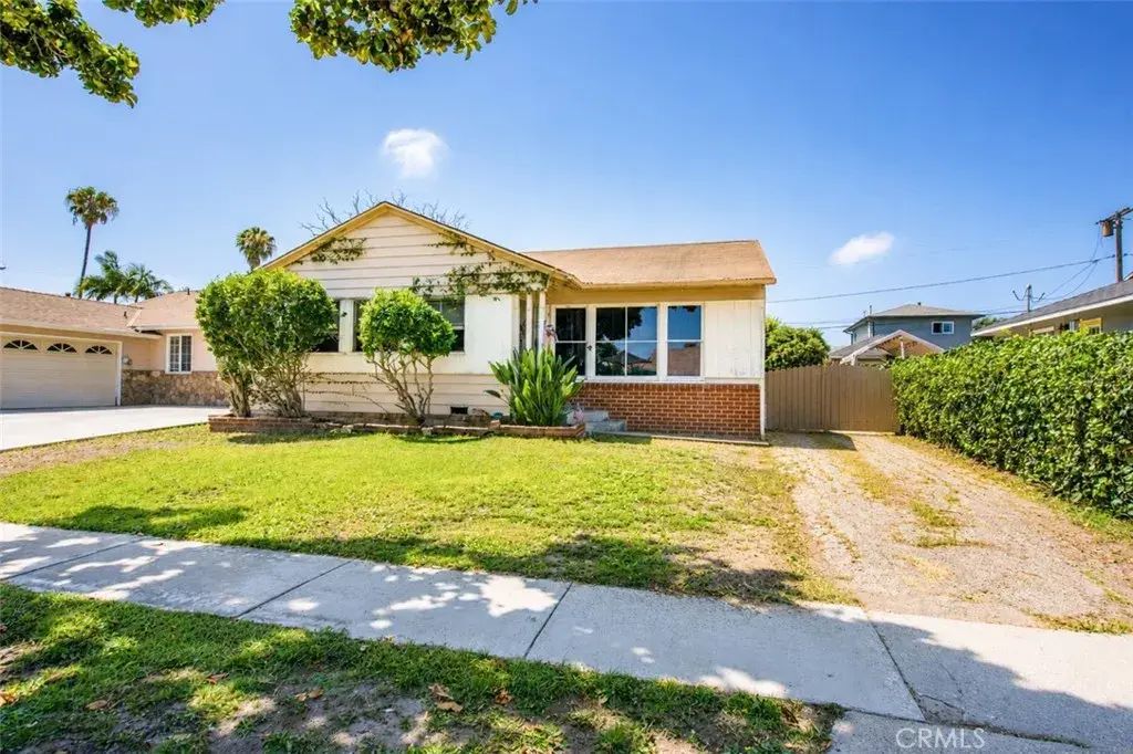 3620 W 147th Street, Hawthorne