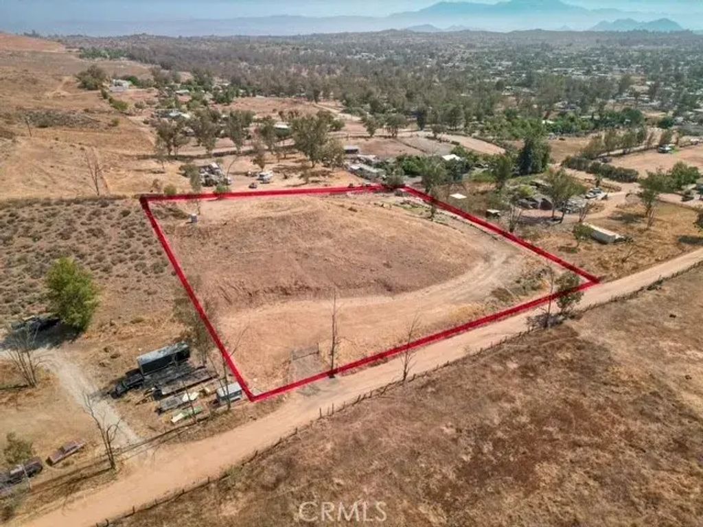 21588 Mundo, Perris