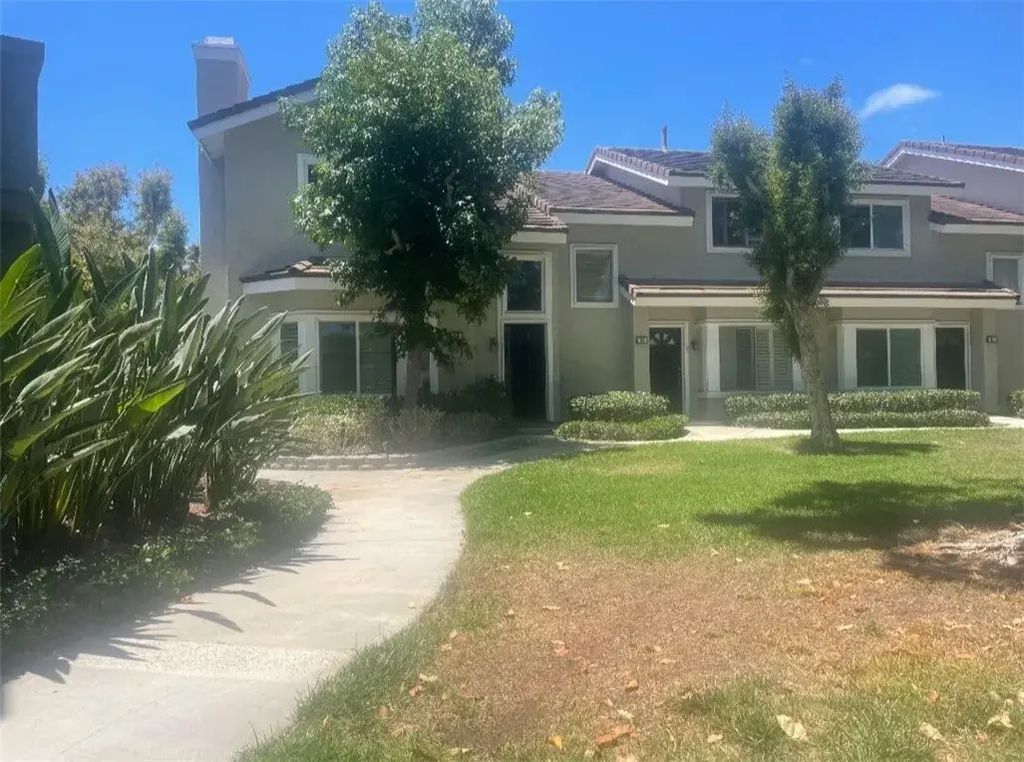 85 Goldenrod, Irvine