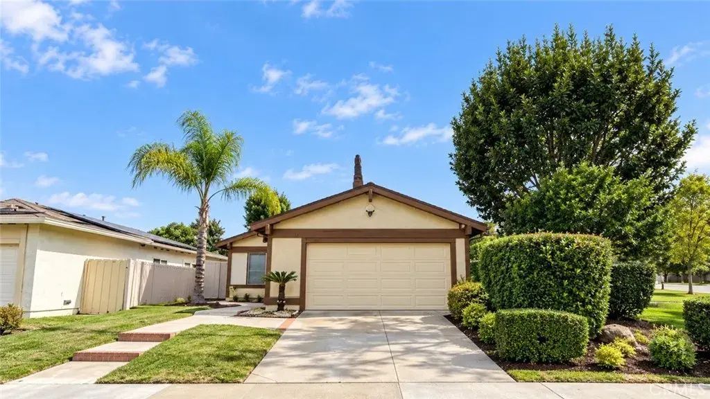 27312 Pinavete, Mission Viejo
