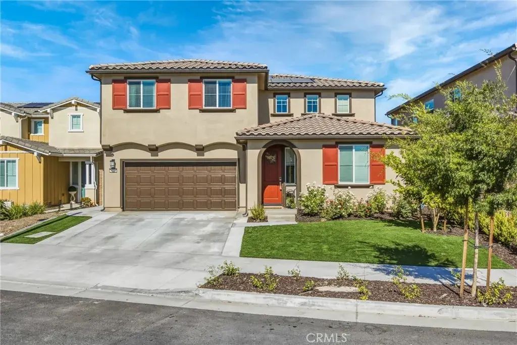34330 Coconut Circle, Winchester