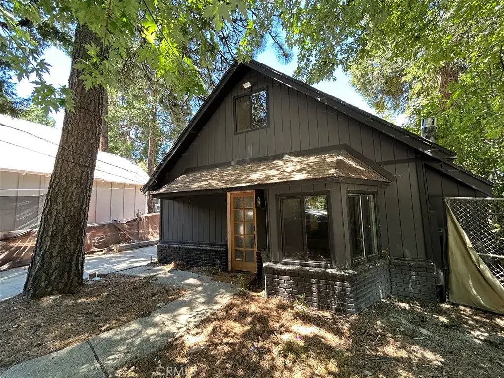 628 Friendly, Crestline