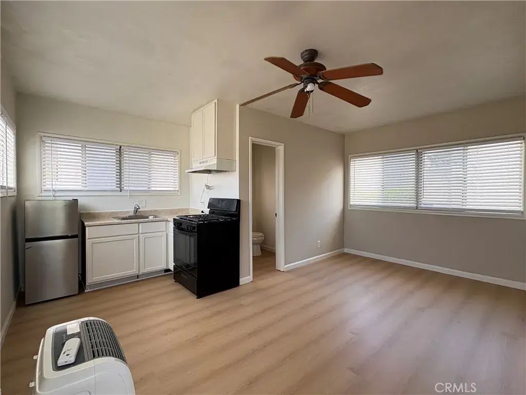 149 Bay Shore Avenue 1r, Long Beach