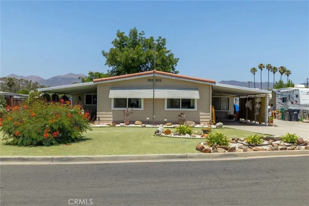 43452 Low, Hemet