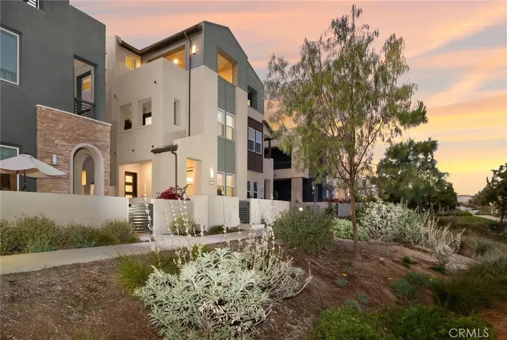327 Baluster, Irvine