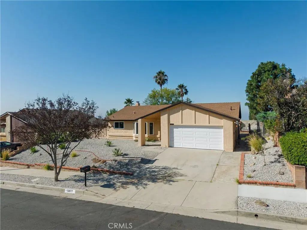 13877 Shablow Avenue, Sylmar