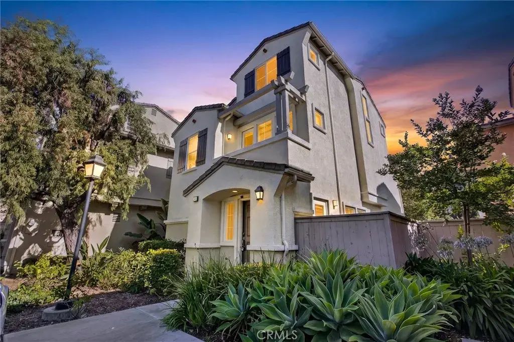 6 Madagascar, Irvine