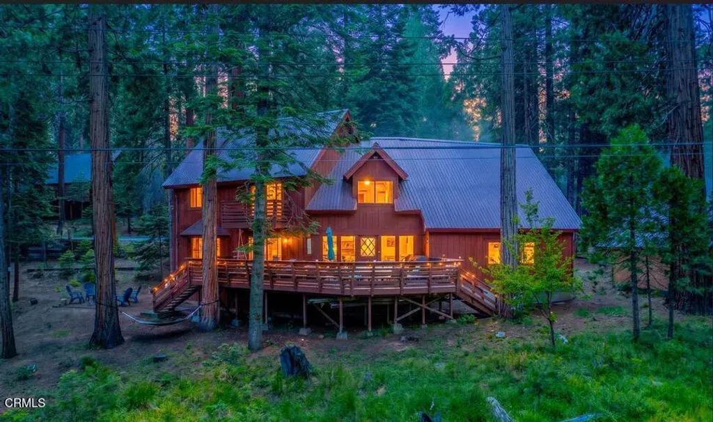 42031 N Evergreen Road, Shaver Lake