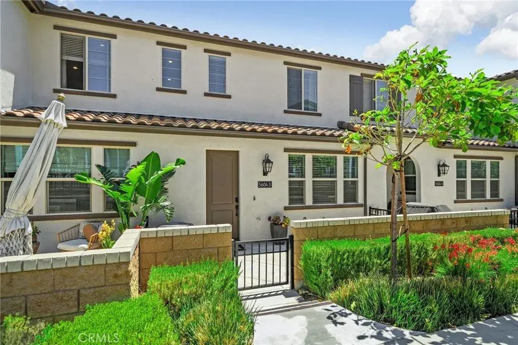 5604 Altamura 3, Fontana