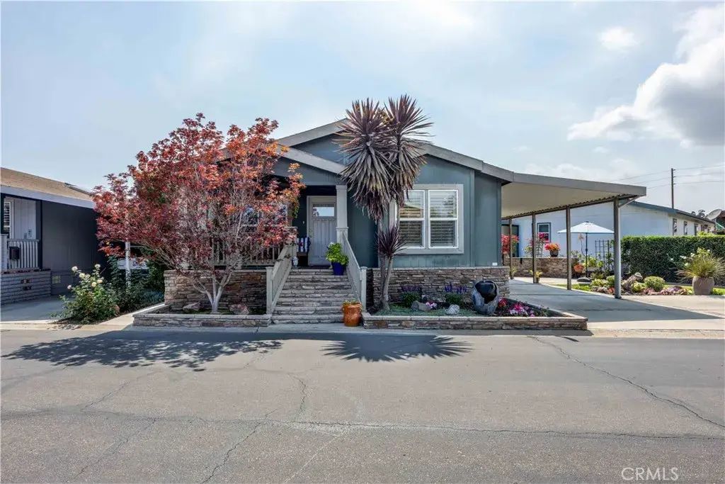 10681 Oak 106, Los Alamitos