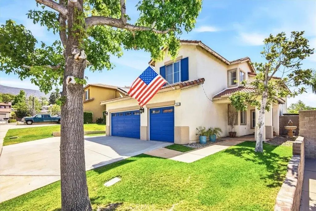 5065 Columbia, Fontana