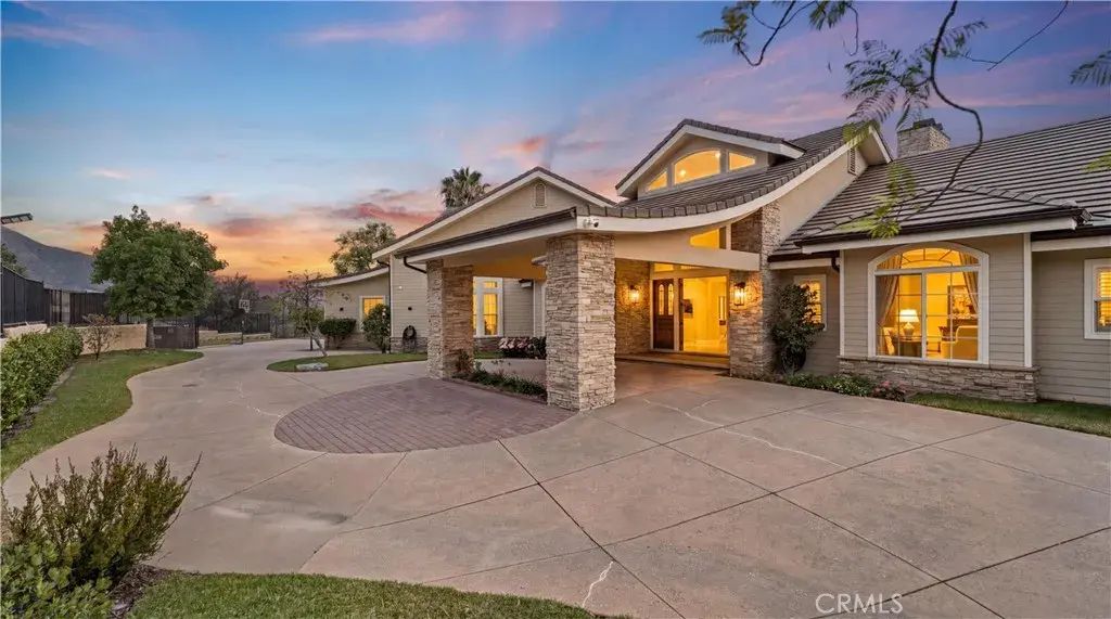 417 Long Canyon, Bradbury
