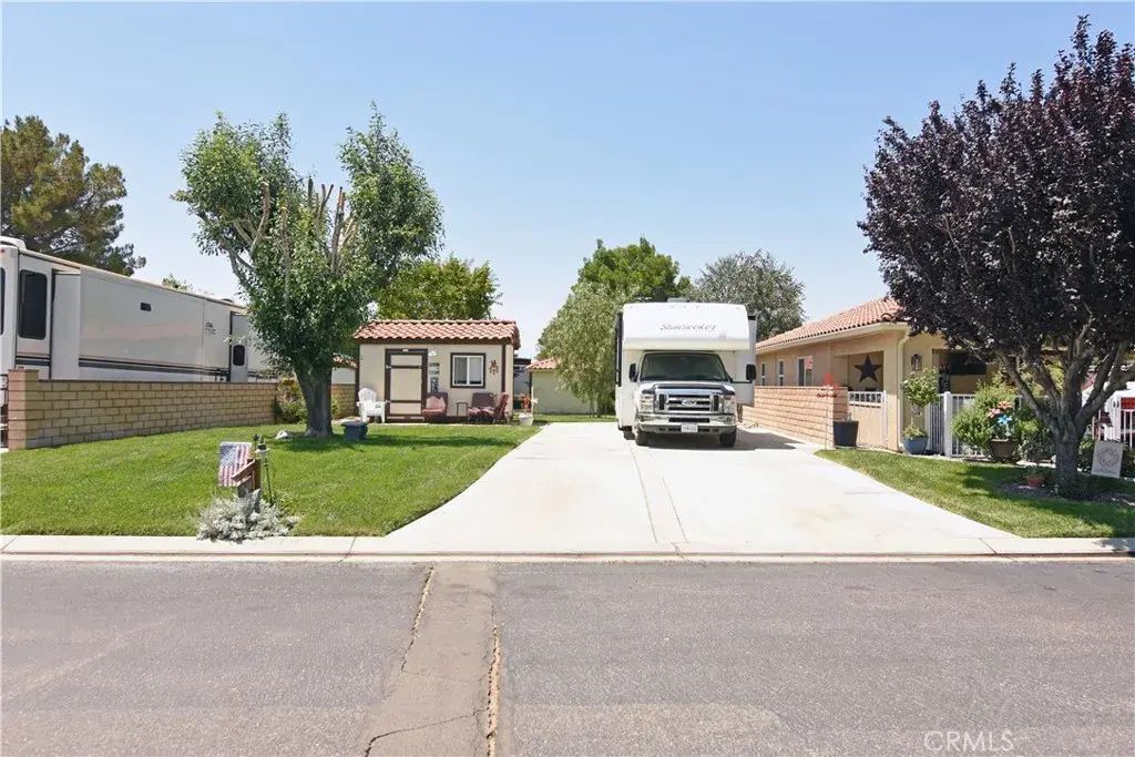 11614 Ridgemark, Apple Valley