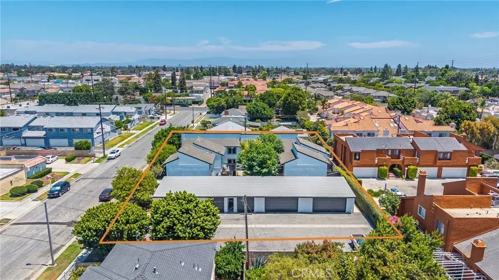 8402 Larson, Garden Grove
