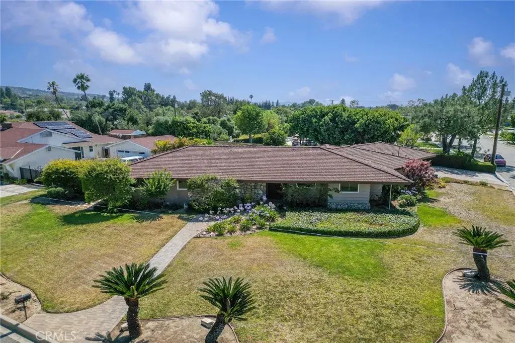 409 S La Serena, West Covina