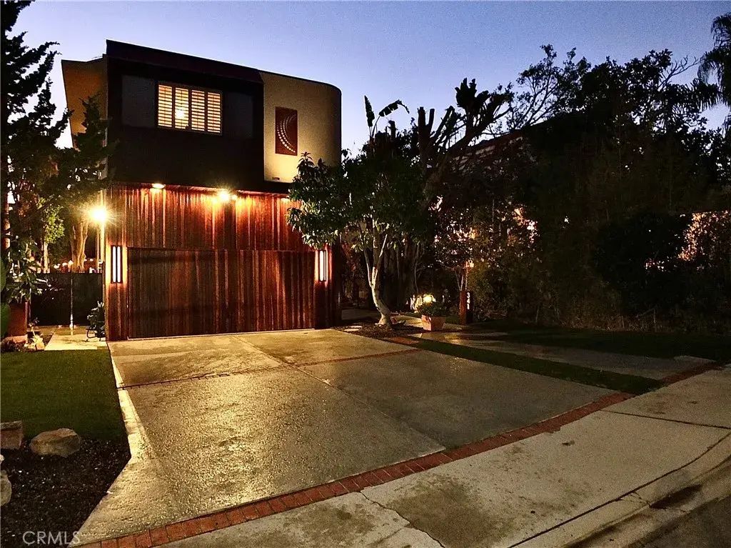 341 S Meadows, Manhattan Beach