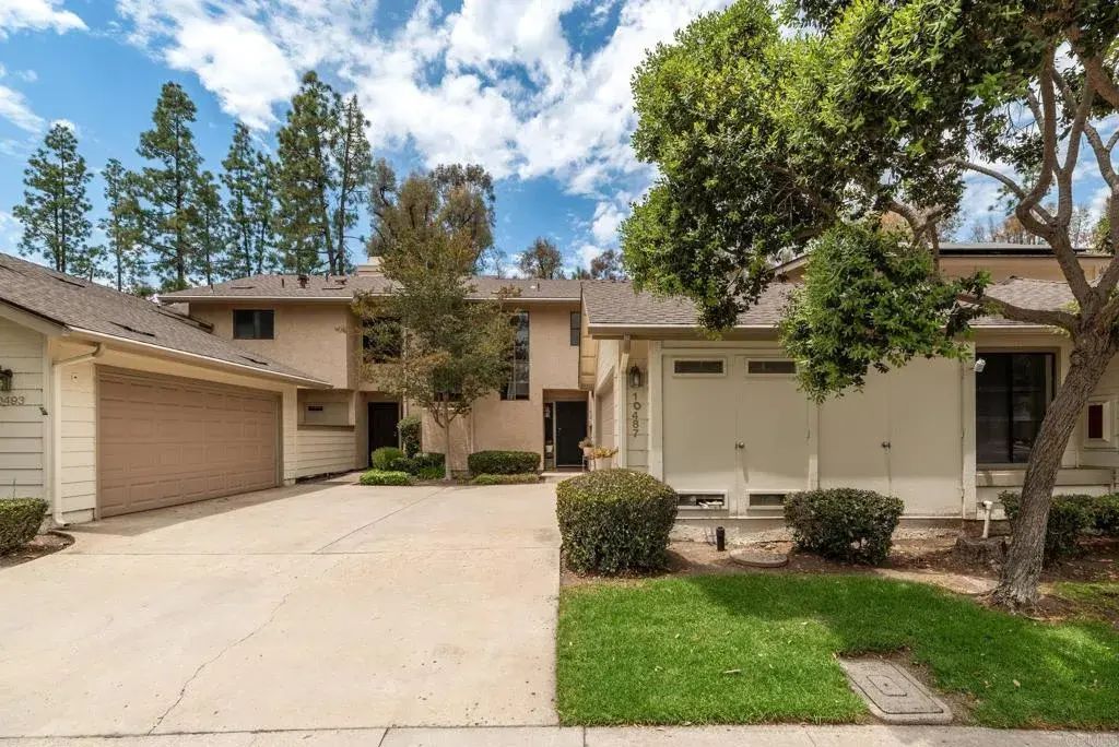 10487 Crosscreek, 