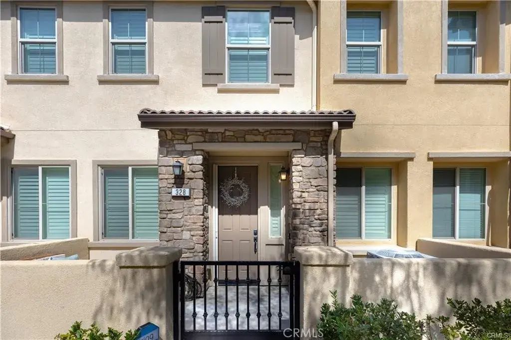 328 S Auburn Heights Lane, Anaheim Hills