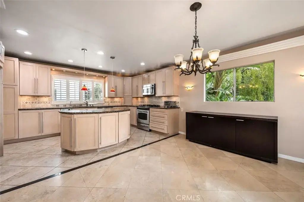 4930 Mcconnell Avenue, Los Angeles