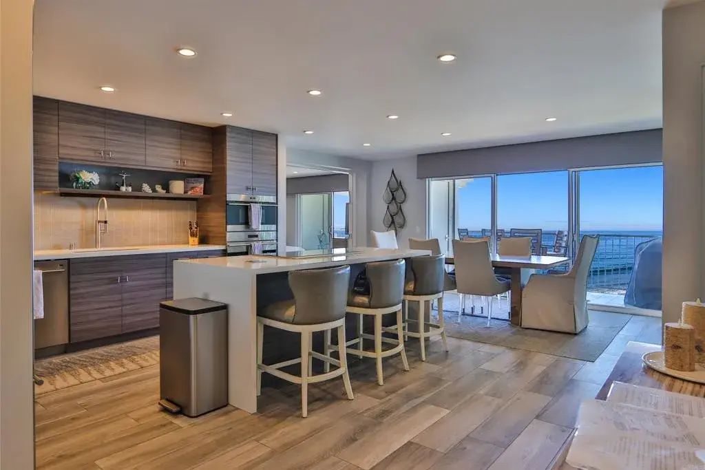 861 Beachfront Drive B, Solana Beach