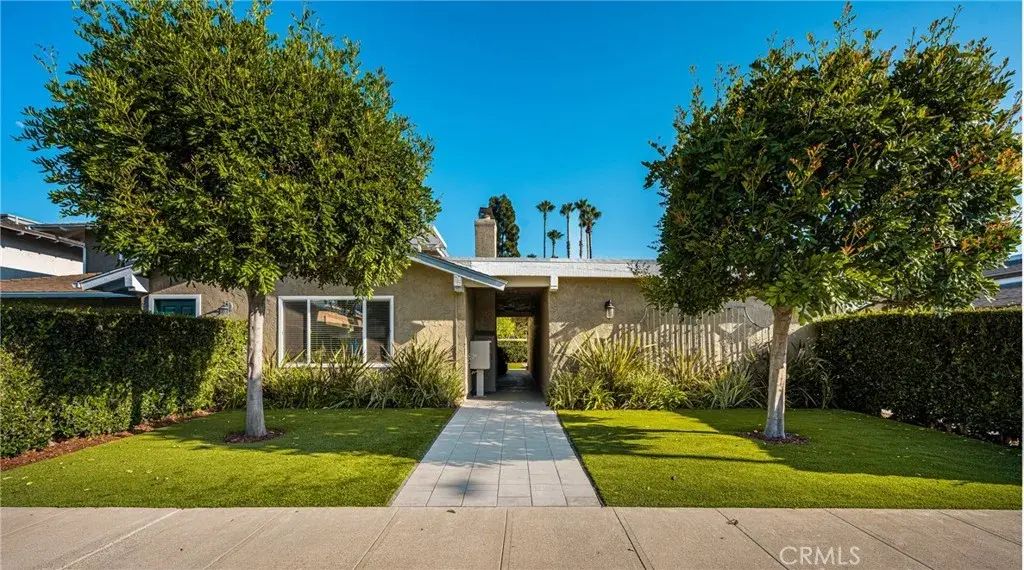 338 W Kelly B, Orange