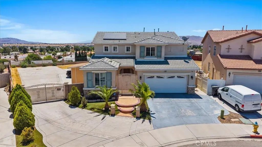17681 View Mount Court, Victorville