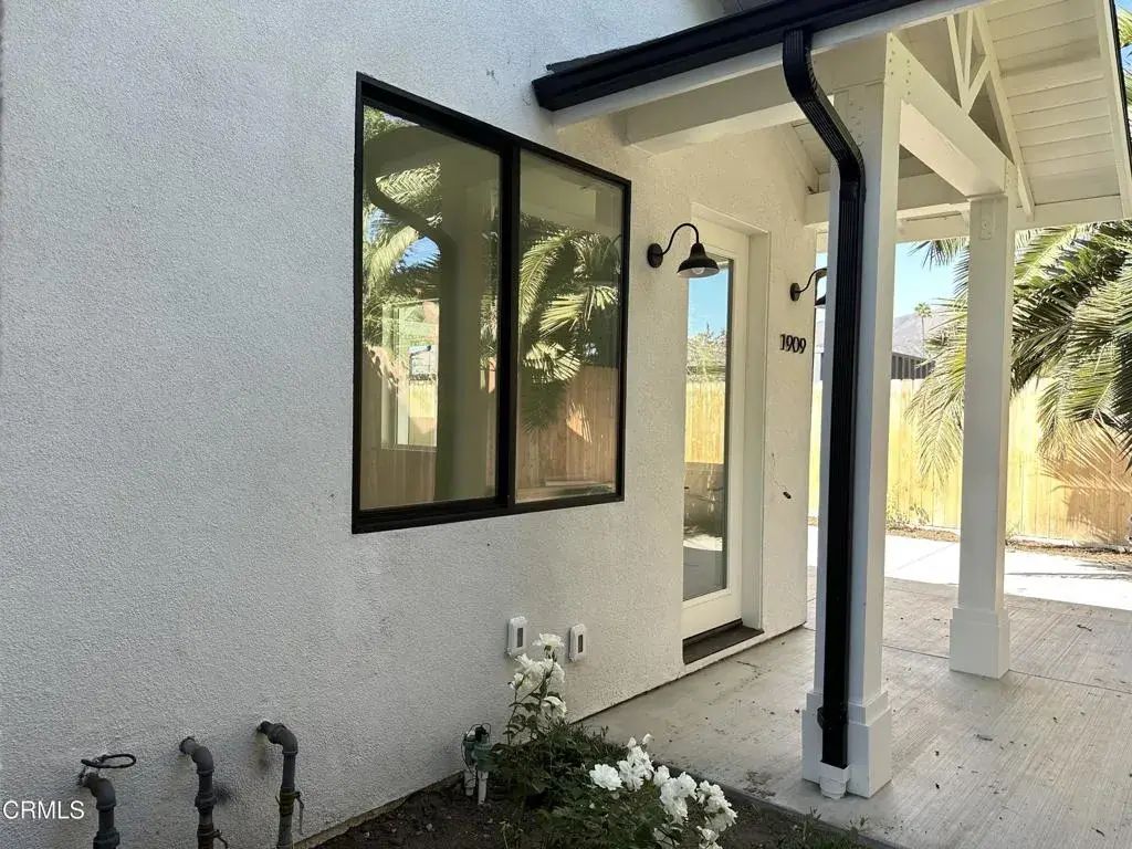 1909 Ocean Avenue, Ventura