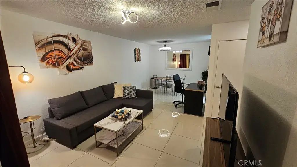 2857 N Los Felices 110, Palm Springs
