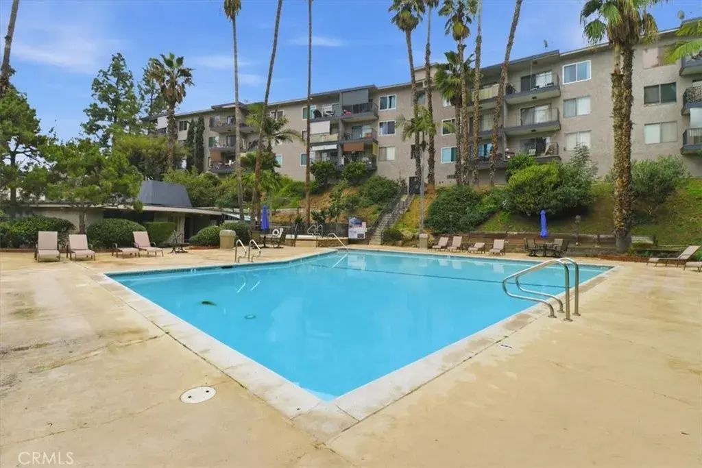 1517 E Garfield Ave 32, Glendale