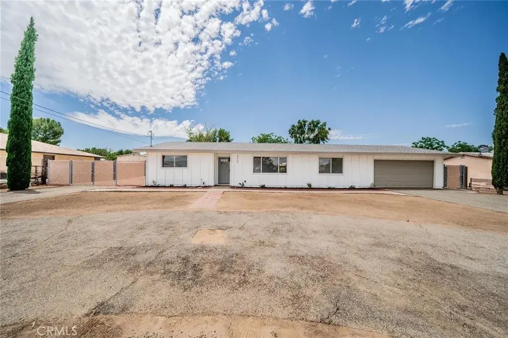 9960 Cottonwood Avenue, Hesperia