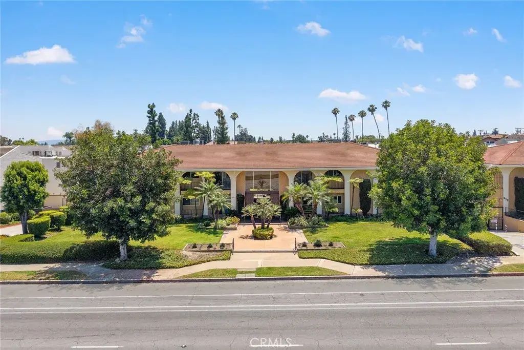 620 W Huntington 216, Arcadia