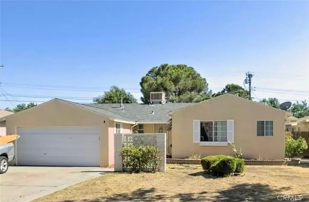 1406 W Kettering, Lancaster