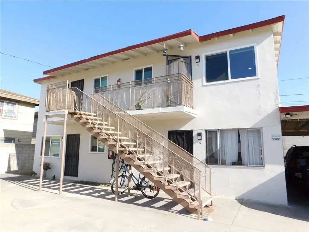 920 W Olive Avenue B, Monrovia