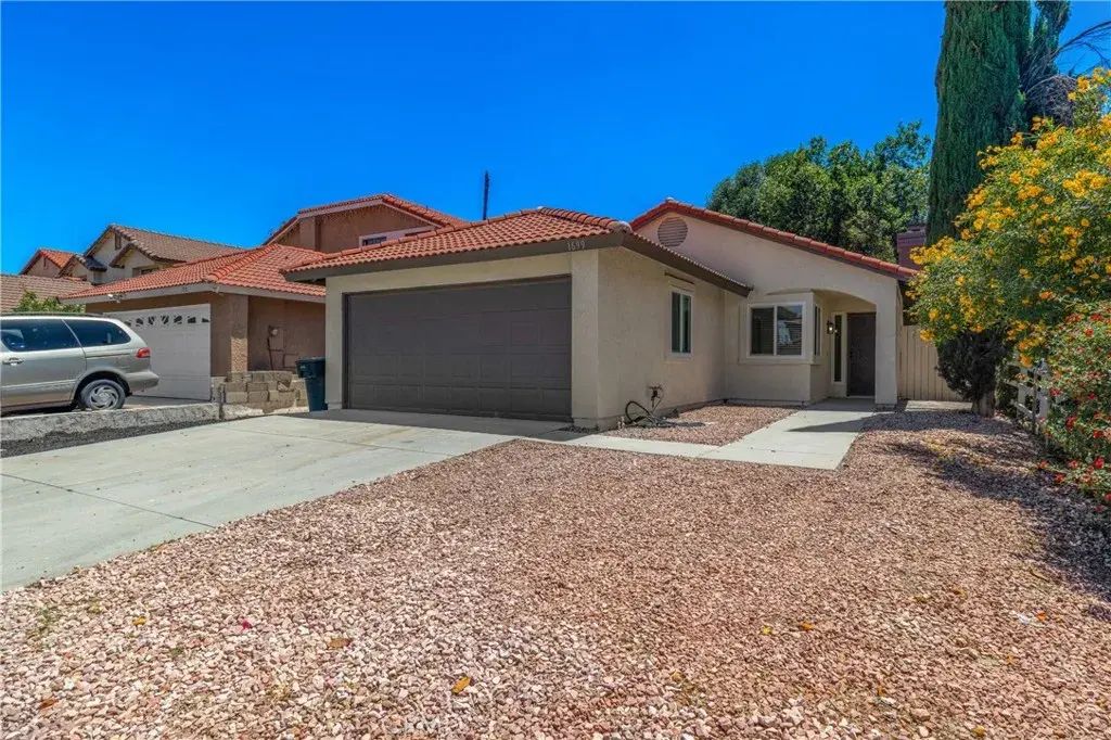 1699 Glenview Drive, Perris
