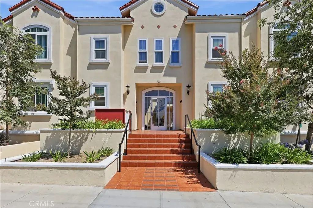 300 E Providencia 205, Burbank