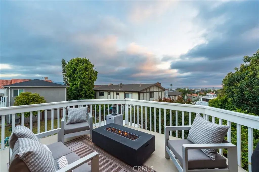 217 S Helberta Avenue 5, Redondo Beach