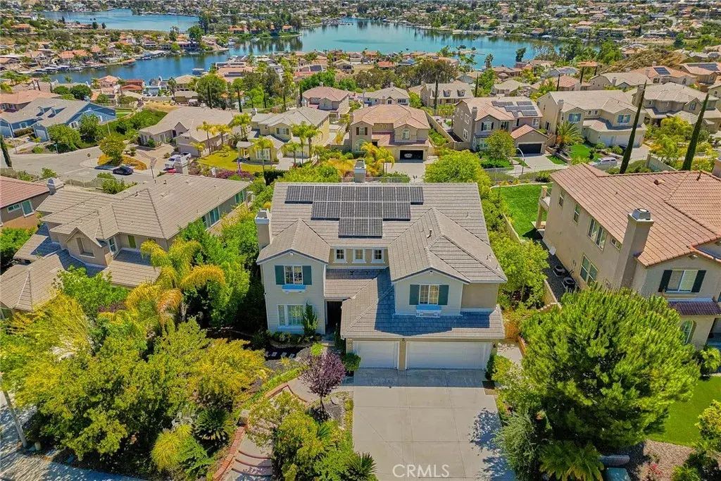 7 Via Niccolo Court, Lake Elsinore